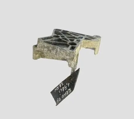 Renault Laguna III Engine mounting bracket 8200293844