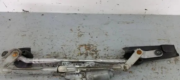 Mazda 6 Front wiper linkage and motor 159300-1431