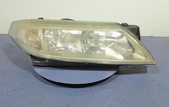 Renault Laguna II Headlight/headlamp 8200002466