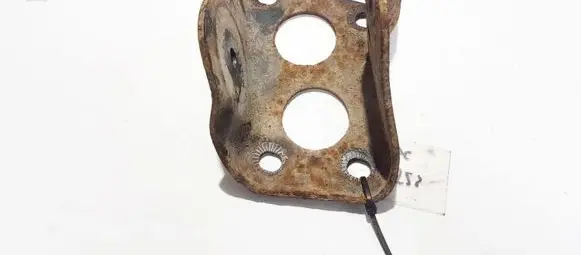 Audi A3 S3 8L Bracket in trunk/boot 