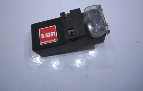 Volkswagen PASSAT B5 Coolant fan relay 357919506D 898722000
