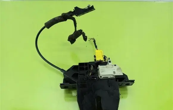 Opel Vectra C Tailgate/trunk/boot lock/catch/latch 495072894