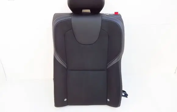 Volvo V40 Second row seats 
