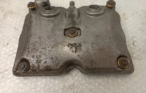 Subaru Legacy Rocker cam cover 69HL