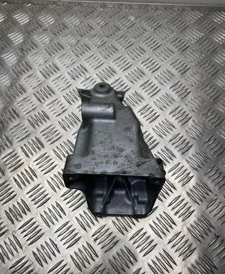 Mercedes-Benz C W205 Engine mounting bracket A6512235604 GD01814 AC46000