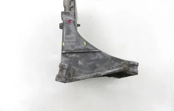 Volkswagen Golf II Engine mounting bracket 191199354A