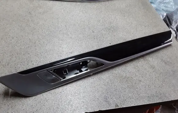 BMW 7 G11 G12 Front door trim bar 7851832