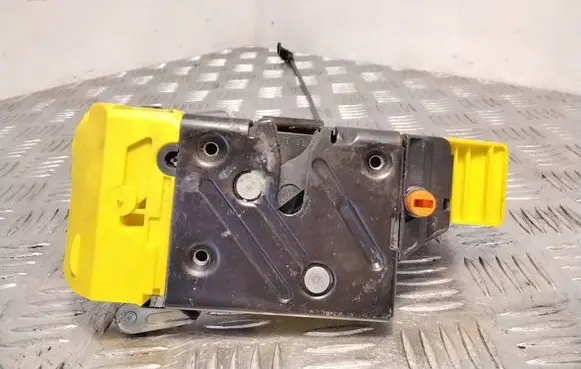 Volvo S80 Rear door lock