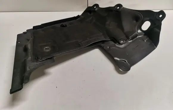 Mercedes-Benz C W205 Other engine part 2056205701