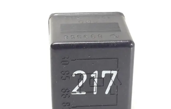 Audi 80 90 S2 B4 Other relay 443951253S