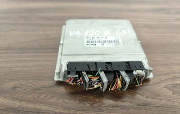 Mercedes-Benz A W168 Engine control unit/module A0275459632 0281010039 28RTE341