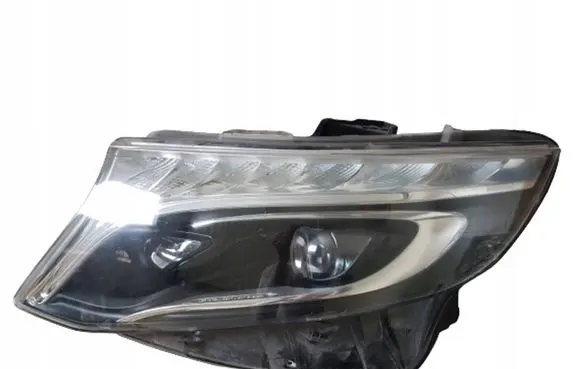 Mercedes-Benz Vito Viano W447 Headlight/headlamp A4479060101