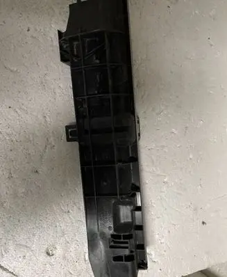 BMW 1 E81 E87 Radiator support slam panel bracket 