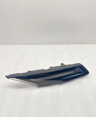 Porsche Taycan 9J1 Front indicator light 9J1953042H 0118724 01555702