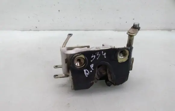Land Rover Discovery Front door lock