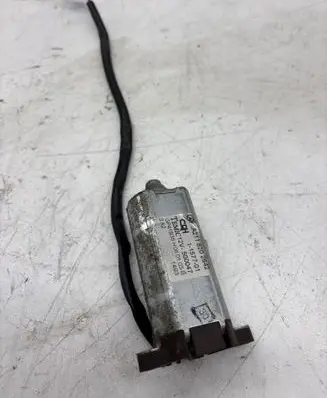 Mercedes-Benz E W211 Seat adjustment motor A2118202642 500047 1157701