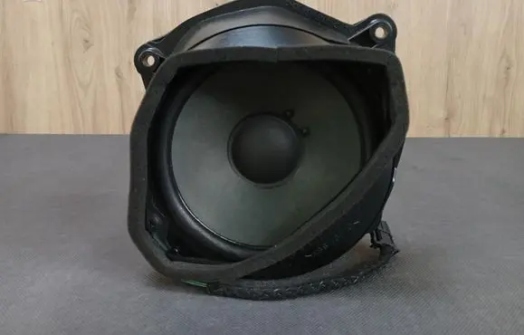 Mercedes-Benz SLK R170 Front door speaker 1708202902 A1708202902