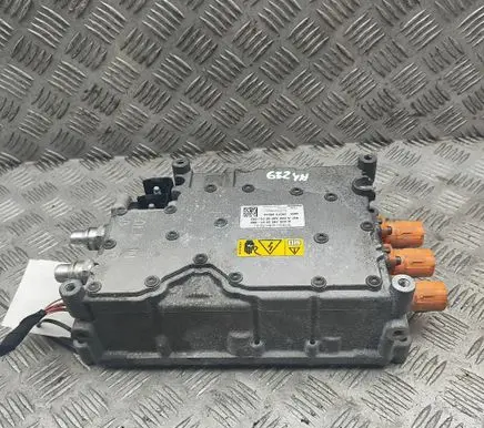 Mercedes-Benz EQA Voltage converter inverter A0003422001 A0003404503