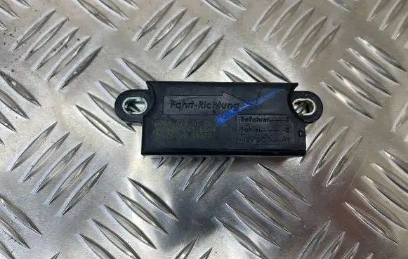 Mercedes-Benz E W211 Airbag deployment crash/impact sensor A0038200726