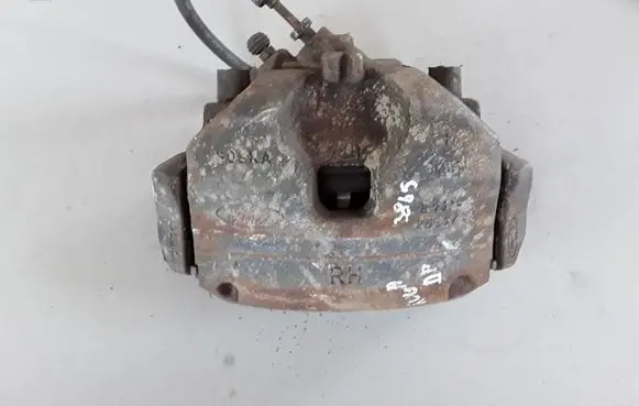 Ford Kuga II Front brake caliper 1682875