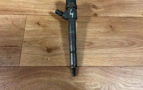 Fuel injector