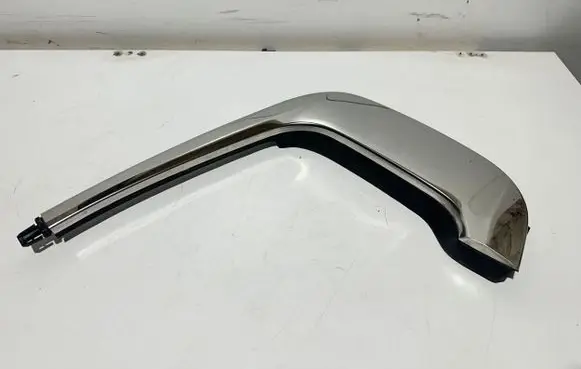 Citroen C5 Aircross Rear side glass trim 9819474677