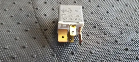 Seat Toledo I (1L) Other relay 4RA00351058 4RA003510-58