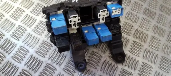 Fuse box set