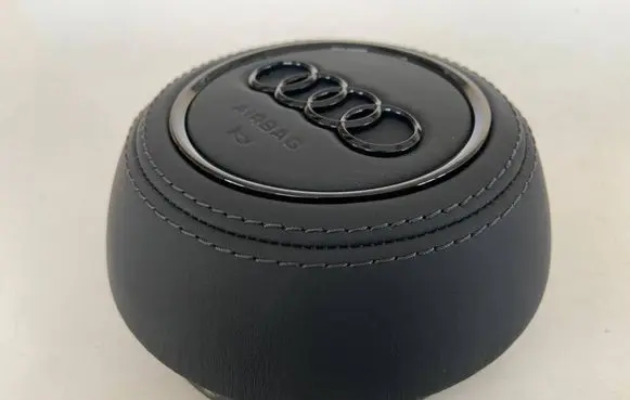 Audi A3 S3 8V Steering wheel airbag cover 
