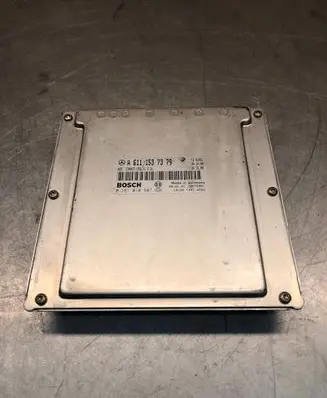 Mercedes-Benz C AMG W203 Engine control unit/module A6111537379 28RTE851 0281010607