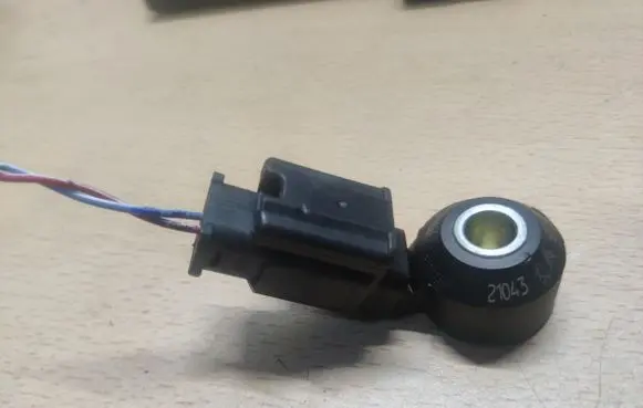 Opel Mokka B Detonation knock sensor 9632754980