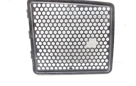 Volvo V70 Front grill 31217312