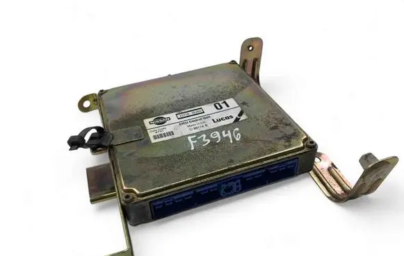 Nissan Primera Engine control unit/module ECU 2371070J64