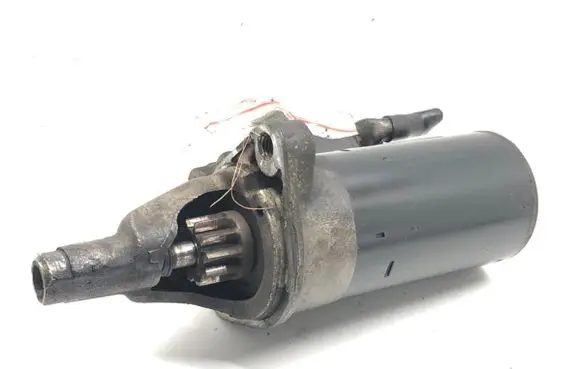Volkswagen PASSAT B5.5 Starter motor 0001109066
