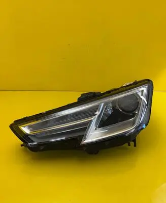Audi A4 S4 B9 8W Headlight/headlamp 8W0941005