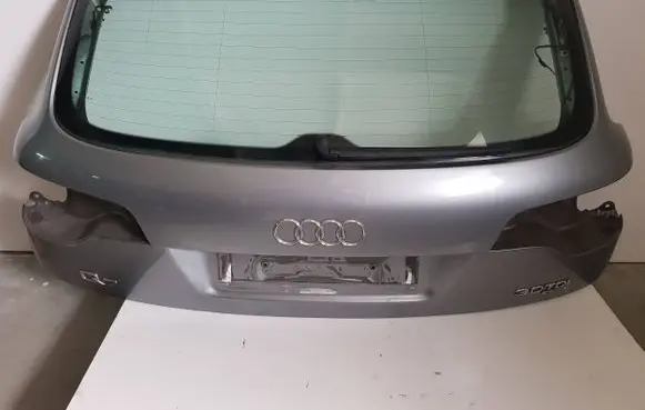 Audi Q7 4L Tailgate/trunk/boot lid