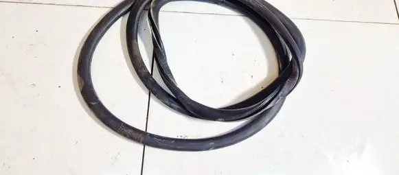 Volkswagen Polo Rubber seal front coupe door 6q6867911