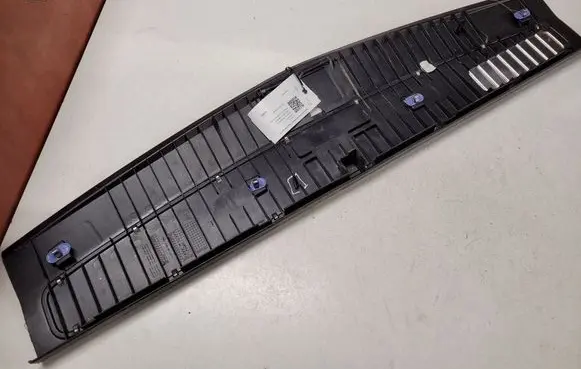 Volvo V70 Trunk/boot sill cover protection 322225228 38999
