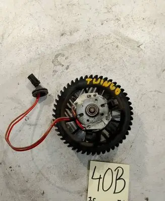 Renault Twingo I Heater fan/blower 7701046084