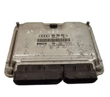 Audi A6 S6 C5 4B Engine control unit/module ECU 06A906032LL 0261207772 26SA0000