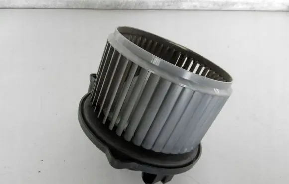 Audi A6 S6 C5 4B Heater fan/blower 0130111202