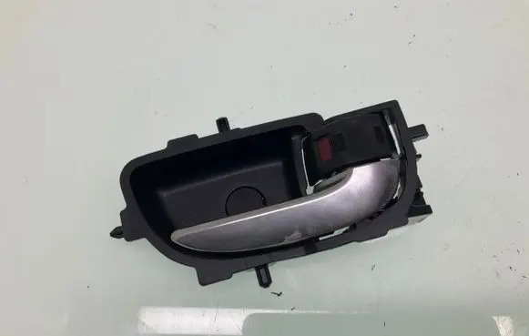 Toyota Auris E180 Rear door interior handle 692050D201 692050D271 89915A2