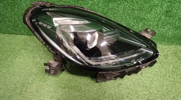 Maserati Grecale Headlight/headlamp 06701573250