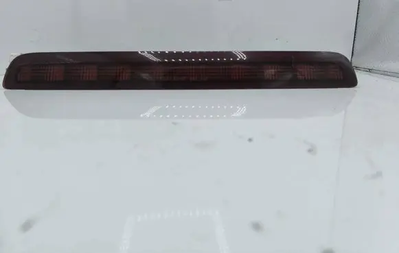 Toyota Land Cruiser (J120) Third/center stoplight P2748