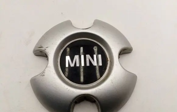 Mini One - Cooper Clubman R55 Original wheel cap 6768504