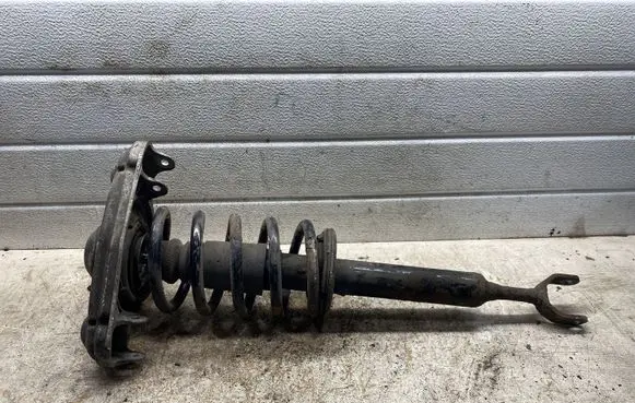 Volkswagen PASSAT B5 Front shock absorber/damper 8D0412131F