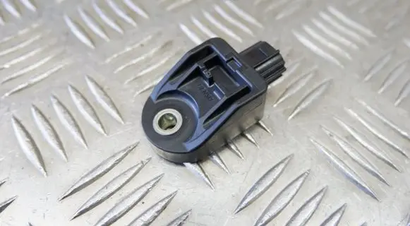 Toyota RAV 4 (XA40) Airbag deployment crash/impact sensor 8917312180