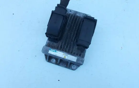 Opel Meriva A Wing mirror control module 8980003220
