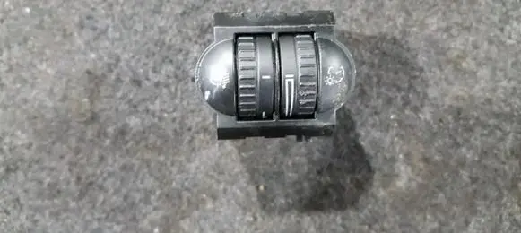 Volkswagen Golf V Headlight level height control switch 1k0941333