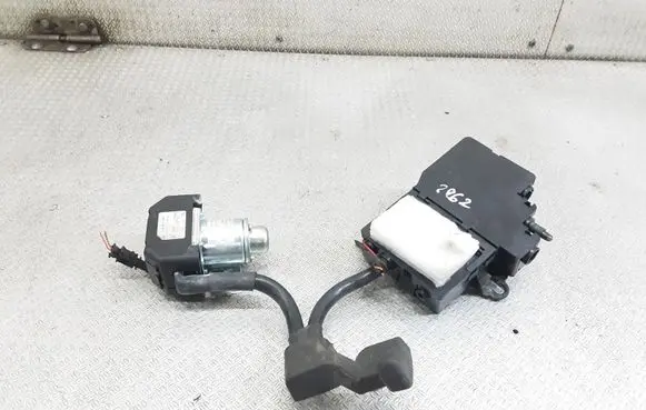 Volkswagen Phaeton Charging relay 3D0919433 3D0919083 1330522900